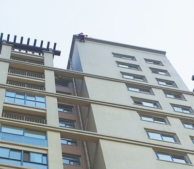 18楼跳下那一霎保安拉住他的手 - 行业新闻 - 亚洲必赢