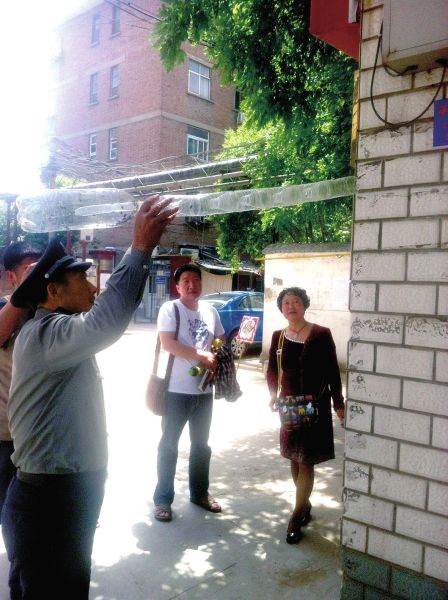 郑州保安发明捕蝇神器 2分钟能抓10只 - 行业新闻 - 亚洲必赢