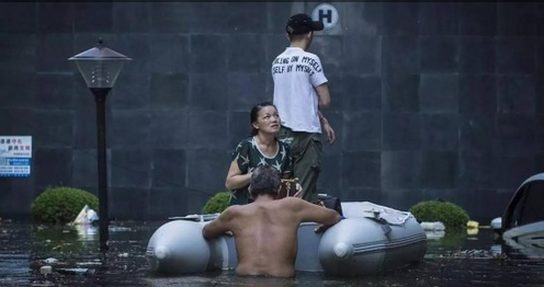 67岁小区保安水中送人 - 行业新闻 - 亚洲必赢