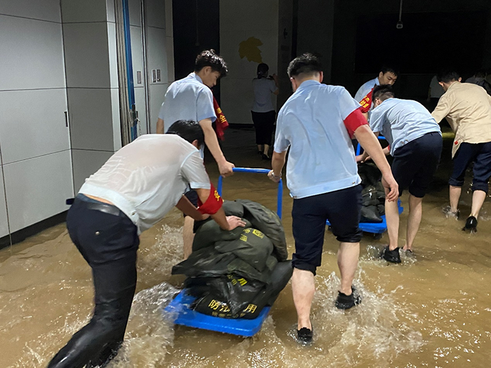 切记初心 坚守贡献——致奋战一线的全体保安员 - 公司新闻 - 亚洲必赢